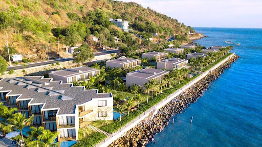 Vung Tau Resorts offers a luxurious and airy atmosphere